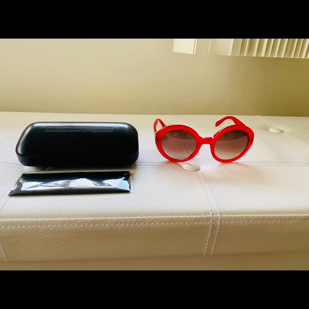 Alexander McQueen sunglasses